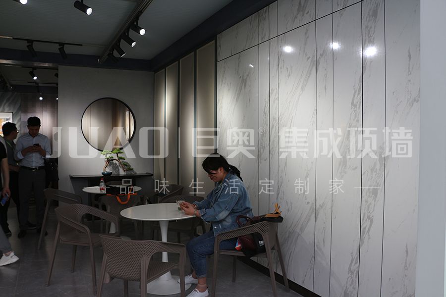 浙江大型鋁蜂窩板廠(chǎng)家