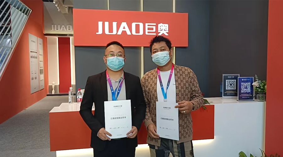 2022嘉興展現場(chǎng)鎮寧簽約
